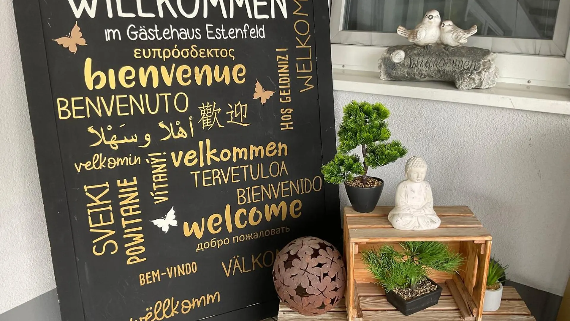 Gaestehaus Wuerzburg 24H Estenfeld