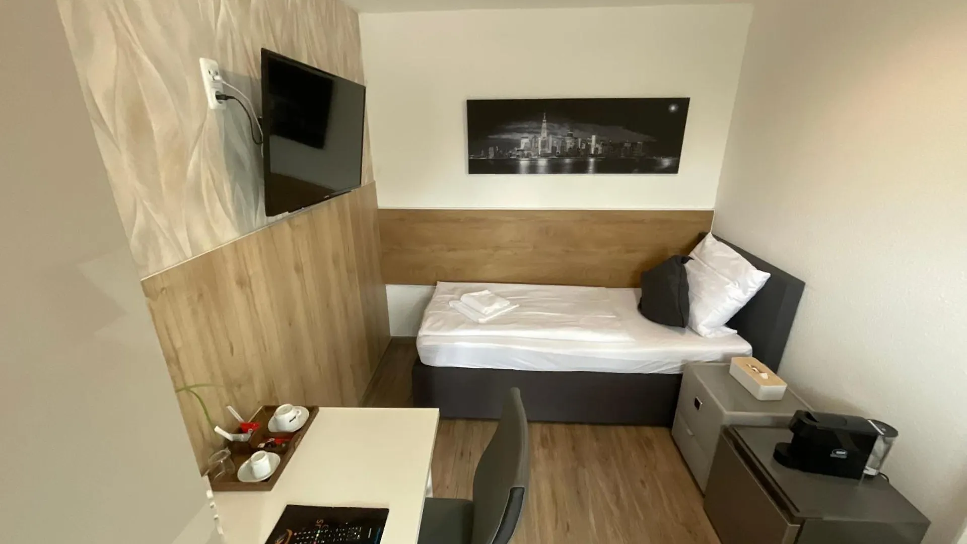 Gaestehaus Wuerzburg 24H Estenfeld 0*,  Germany