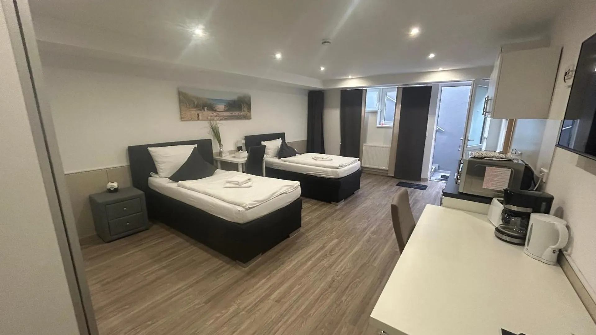Guest house Gaestehaus Wuerzburg 24H Estenfeld